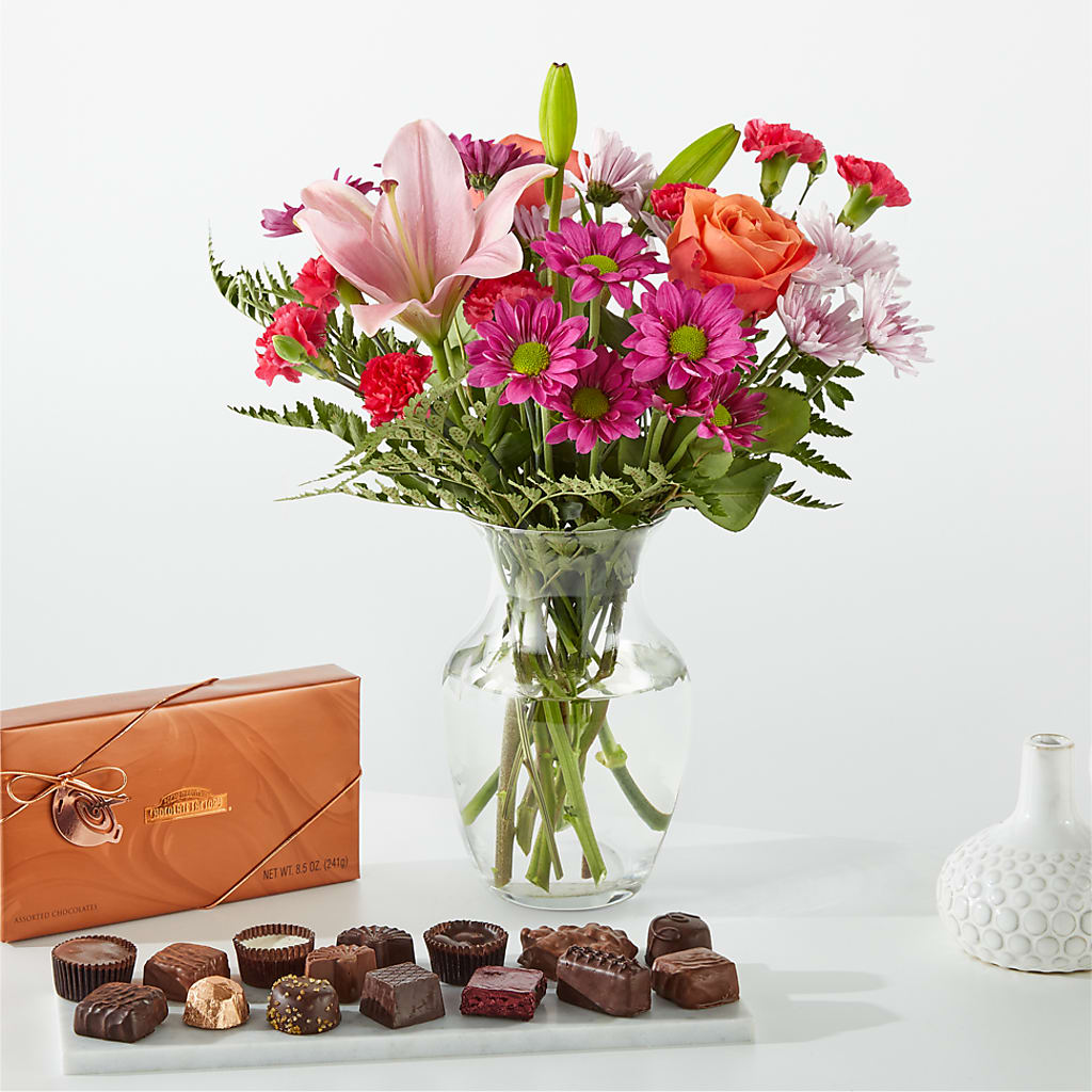 Light of My Life Bouquet and Chocolate Bundle – Flowers By Monica Kelly, Sebastian FL