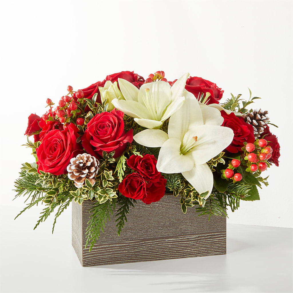 Snowy Wonderland Bouquet – Flowers By Monica Kelly, Sebastian FL
