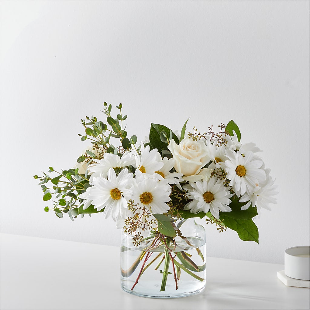 Fresh Linen Bouquet – Flowers By Monica Kelly, Sebastian FL