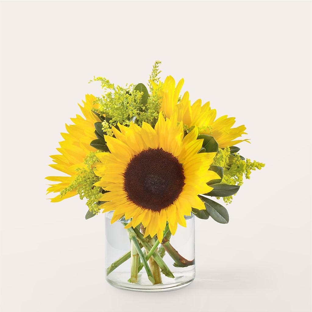 Beaming Sunflower Bouquet – Flowers By Monica Kelly, Sebastian FL