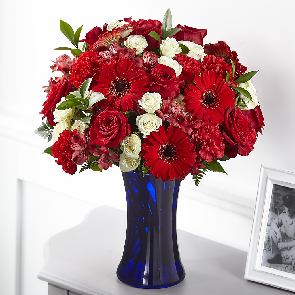 Hearts Embrace Bouquet – Flowers By Monica Kelly, Sebastian FL