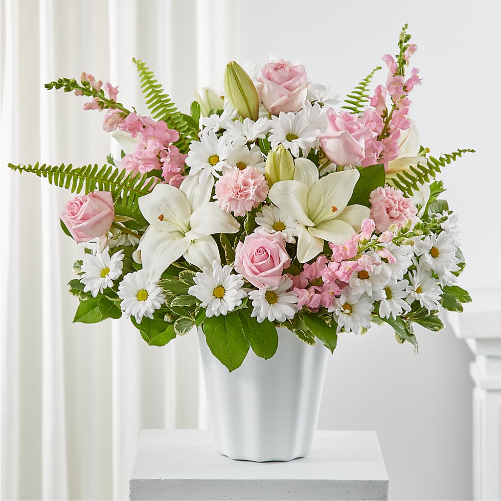 Soft Touch Tabletop Basket – Flowers By Monica Kelly, Sebastian FL