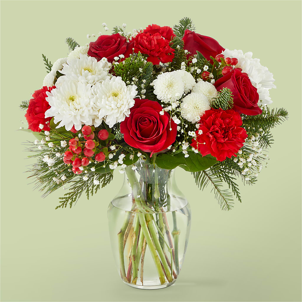 Chance of Flurries Bouquet – Flowers By Monica Kelly, Sebastian FL