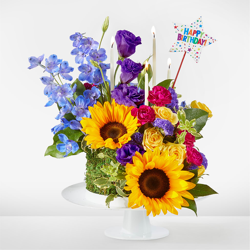 Star of the Day Floral Cake – Flowers By Monica Kelly, Sebastian FL