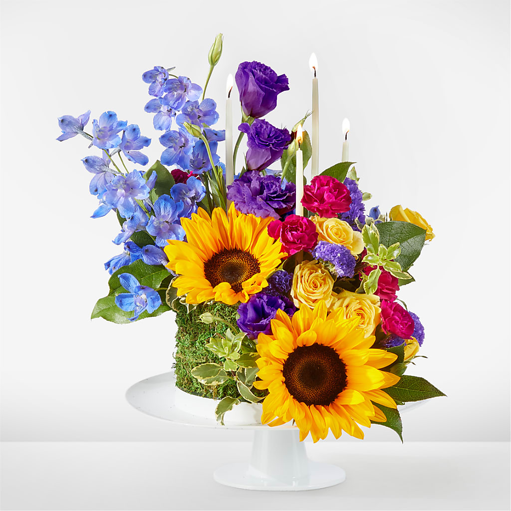 Star of the Day Floral Cake – Flowers By Monica Kelly, Sebastian FL