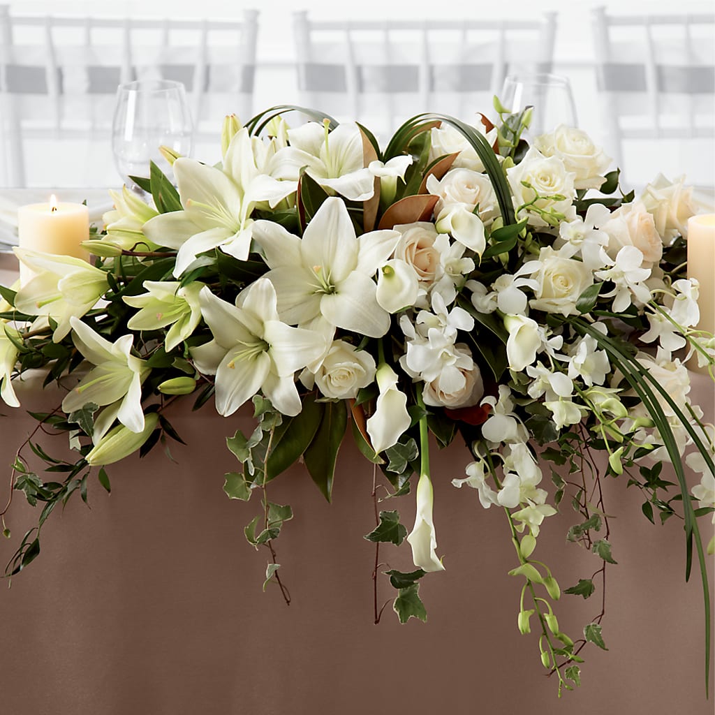 White Linen Arrangement – Flowers By Monica Kelly, Sebastian FL