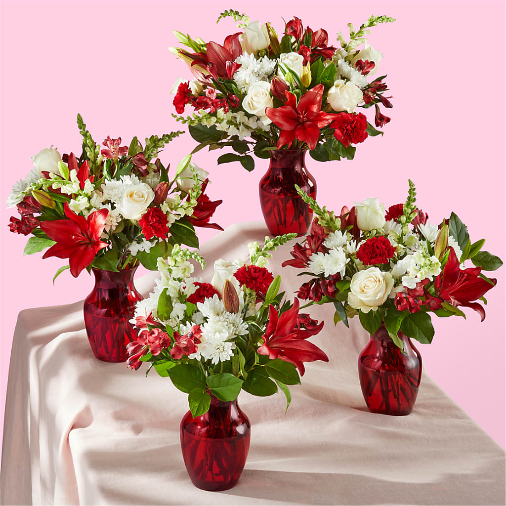 Dinner & a Show Bouquet –  Flowers By Monica Kelly, Sebastian FL