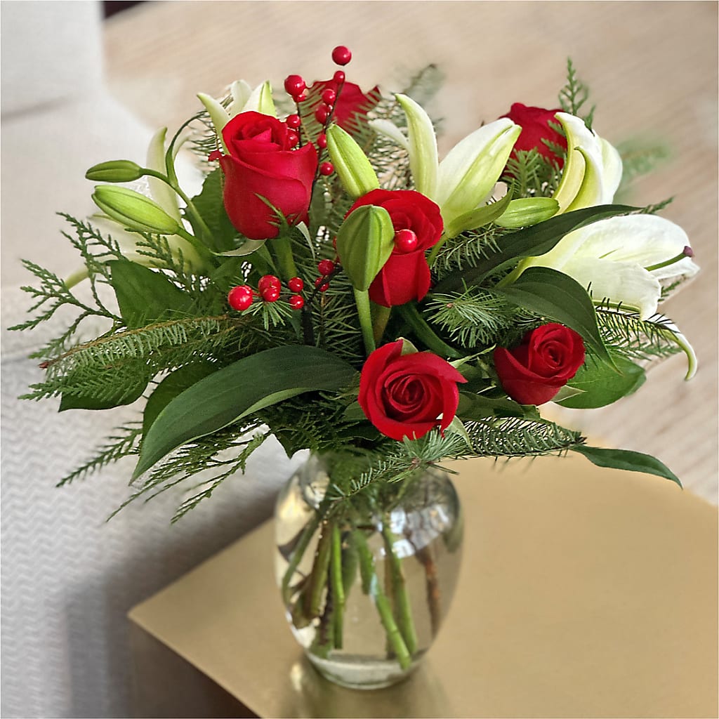 Sparkling Snowflakes Bouquet –  Flowers By Monica Kelly, Sebastian FL