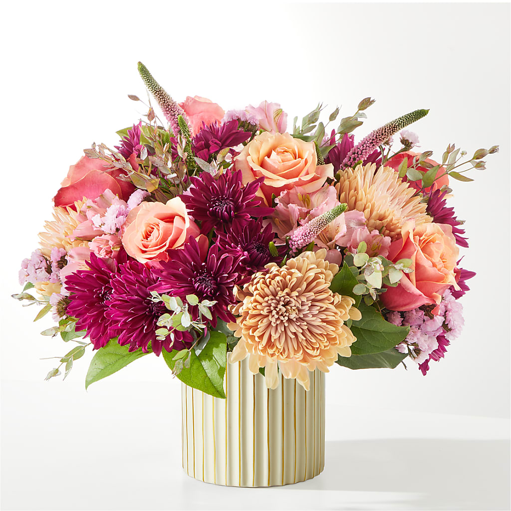 Berry Cobbler Bouquet with Ivory Vase –  Flowers By Monica Kelly, Sebastian FL