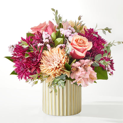 Berry Cobbler Bouquet with Ivory Vase –  Flowers By Monica Kelly, Sebastian FL
