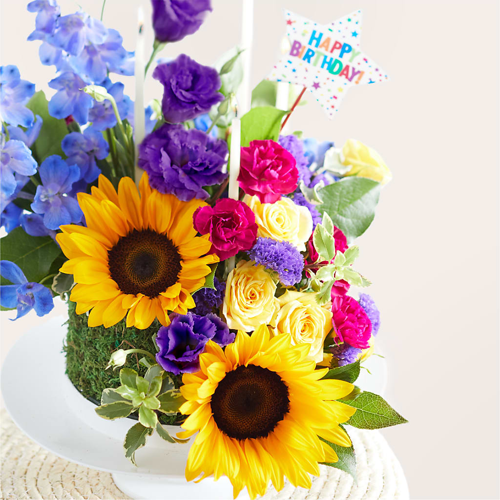 Star of the Day Floral Cake –  Flowers By Monica Kelly, Sebastian FL